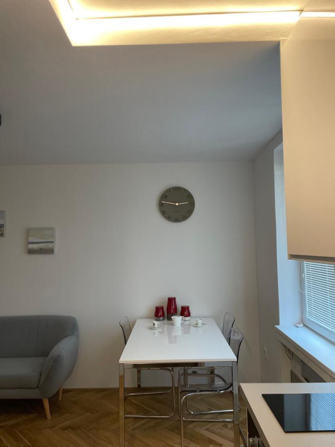 Apartmán V Krátké Kamenicky Senov Exterior foto