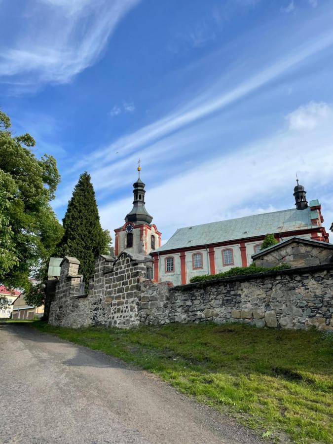 Apartmán V Krátké Kamenicky Senov Exterior foto
